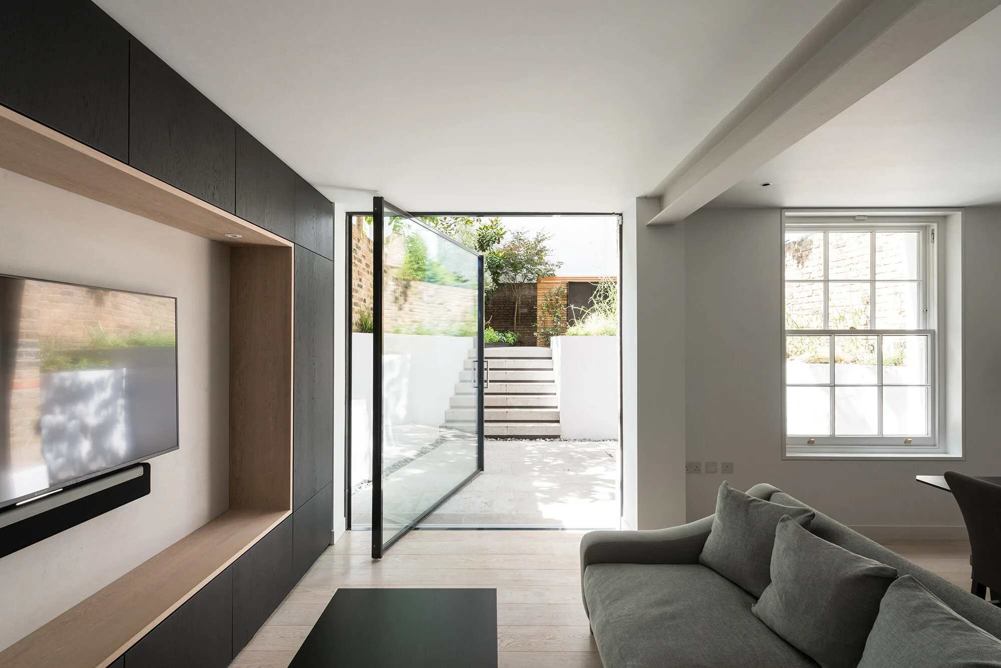 aluminum window door profile (7).webp